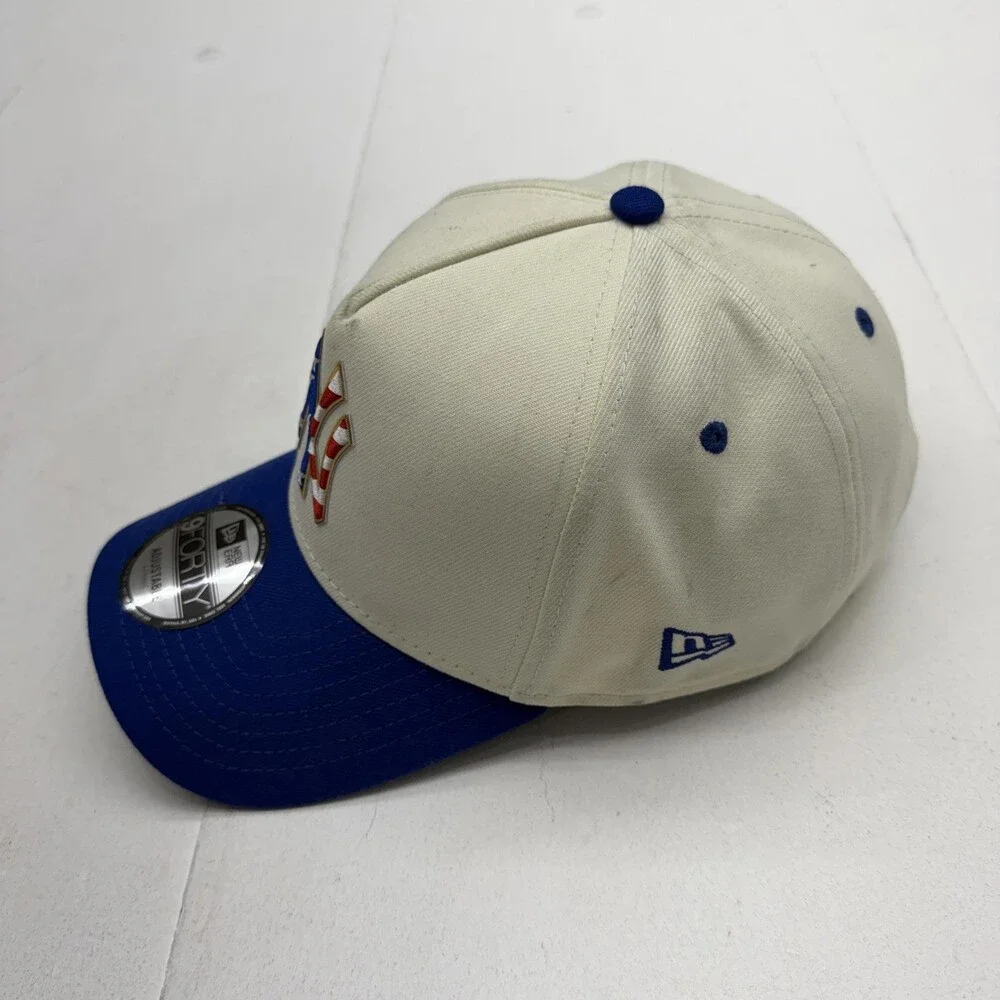 New York Yankees Hat Cap Snap Back One Size White MLB Baseball 9FORTY New Era